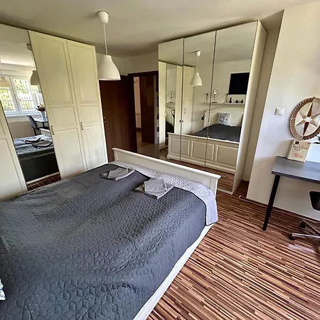 Milet Style And Spacy 2 With Ac In Nivy * Pressburg