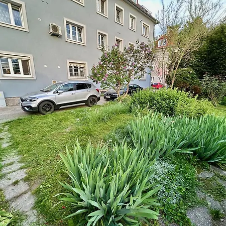 Apartment Milet Style And Spacy 2 With Ac In Nivy