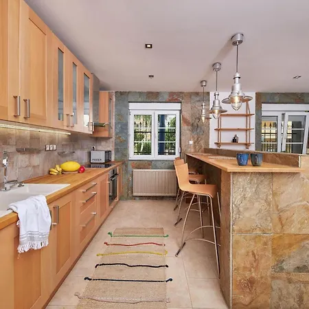 Milet Style And Spacy 2 With Ac In Nivy *