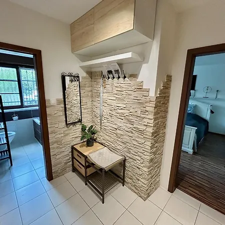 Milet Style And Spacy 2 With Ac In Nivy Apartmán Bratislava